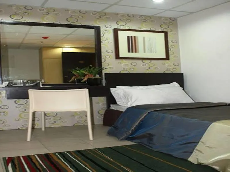 Orange Nest Hotel Manila 3*,