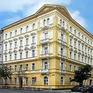Assenzio 4* Prague